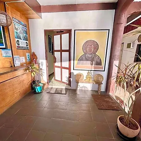 Seaside Hostel Malapascua